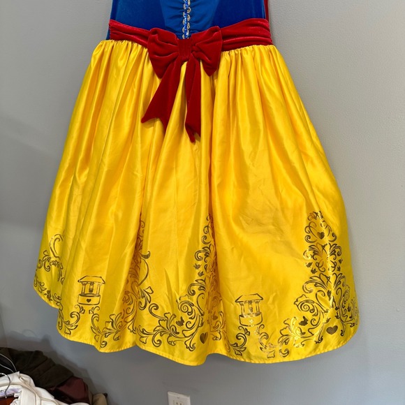 Disney Princess Snow White Dress Costume Size M 7-8 Halloween Cosplay hoop skirt - Picture 3 of 13